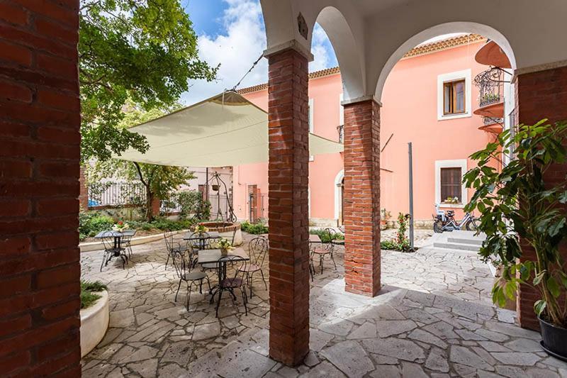 Borgo Prima Luce Hotell Cuglieri Eksteriør bilde